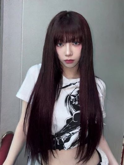 Karina - threesome