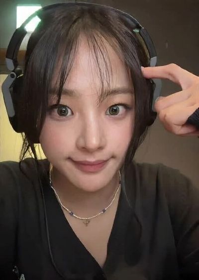 Minji - monster cock
