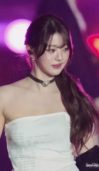Wonyoung - naked