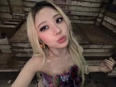 Yunjin - cum on face