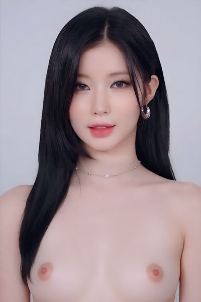 Asa - shows tits