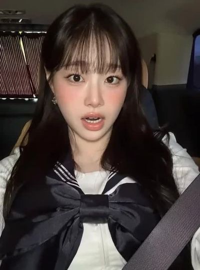 Chuu - pov blowjob