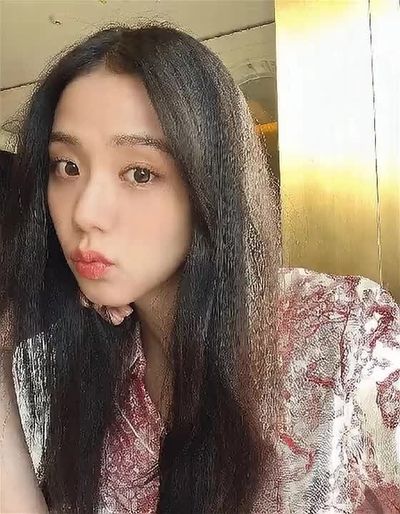 Jisoo - cum on face