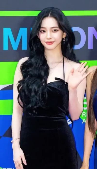 Karina - shows tits