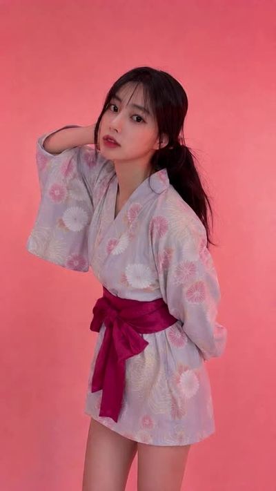 Hyewon - naked