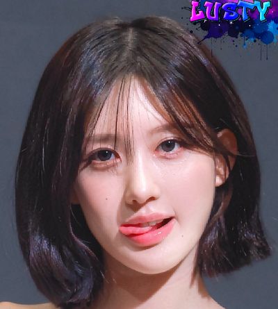 Gaeul - naked