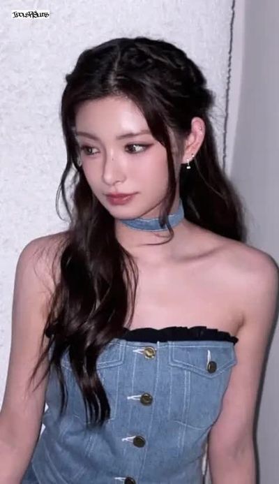 Yiren - riding on dick