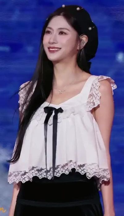 Hayoung - shows tits