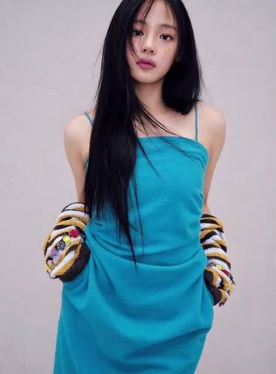 Minji - nude