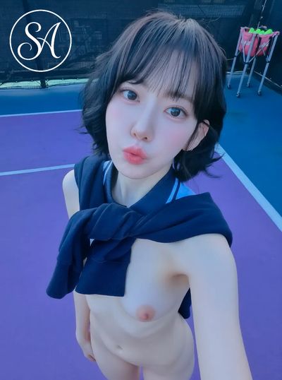 Sakura - naked