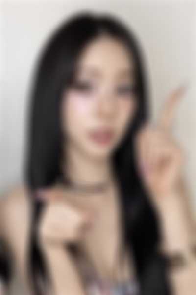Karina - gives handjob