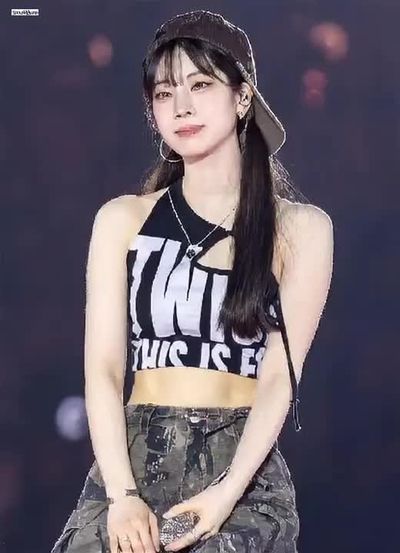 Dahyun - strokes cock
