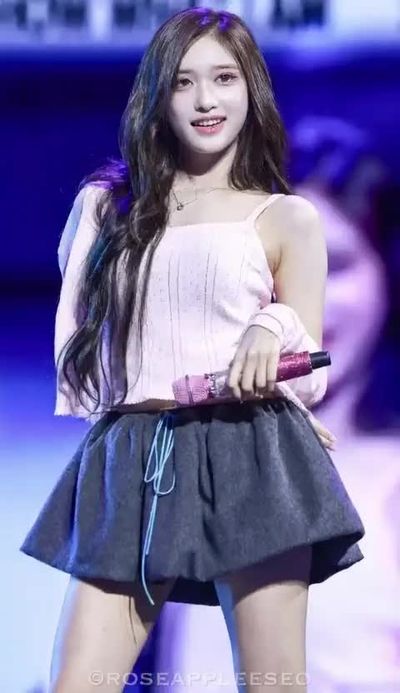 Leeseo - nude
