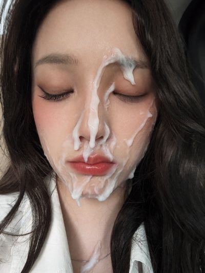 Yuqi - bukkake