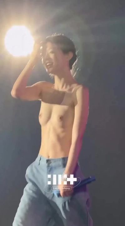 Minju - shows tits