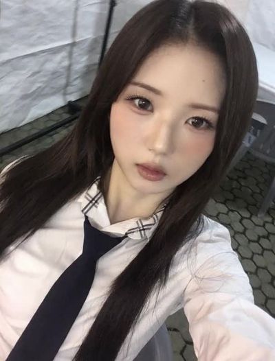 Jiwoo - private party