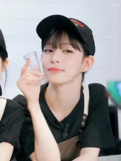 Chaeyoung - cum on face