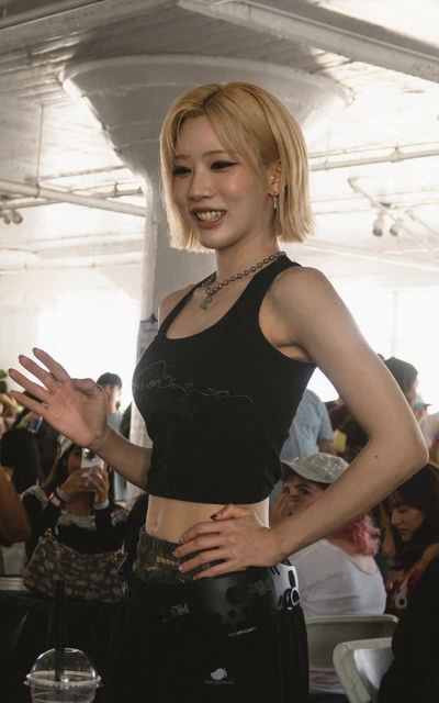 Kim Lip - blowjob