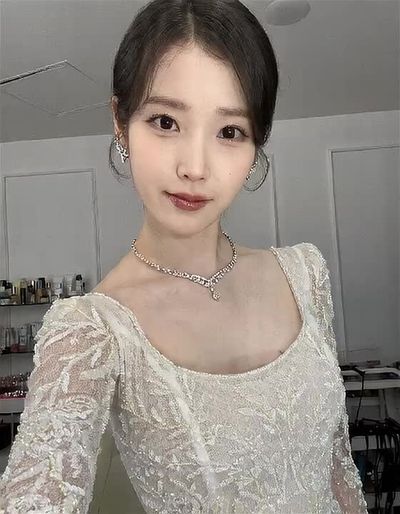 IU - blowjob