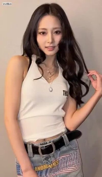 Tzuyu - blowjob