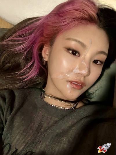 Yeji - cum on face