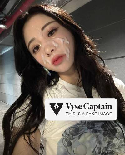 Yunjin - cum on face