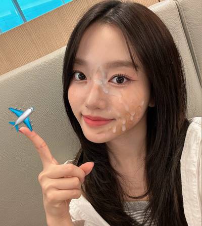 Gowon - cum on face