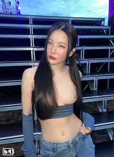 Seulgi - naked