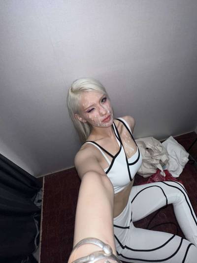 Somi - cum on face