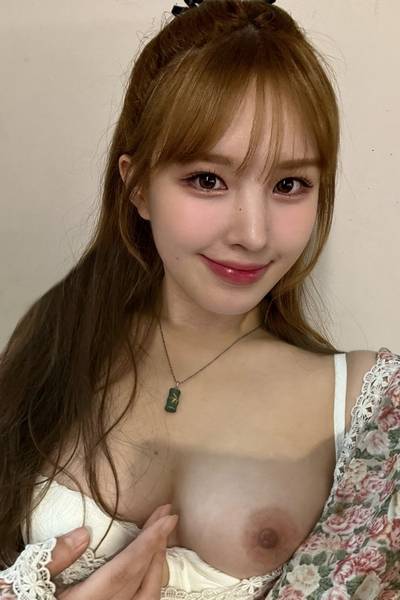 Jaehee - naked
