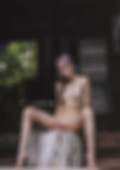 Rose - nude