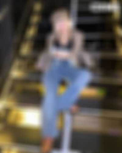 Momo - ____